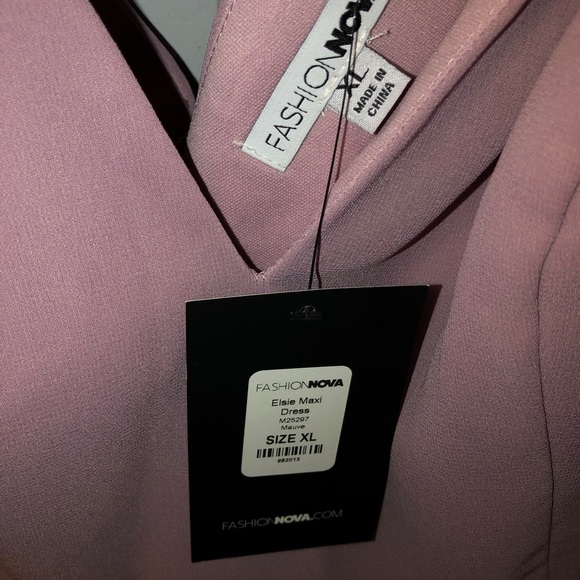 Fashion Nova Elsie mauve maxi dress - Picture 3 of 6